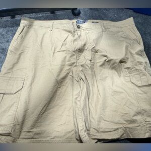 NWOT Chaps Ralph Lauren sz 50 dark khaki cargo shorts